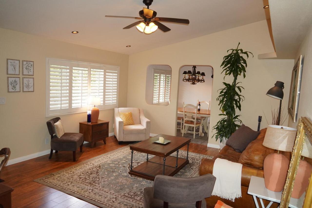 Cozy Family Hideaway, Sleeps 8, 4 Tv'S Yard, Shops Villa Simi Valley Exterior photo
